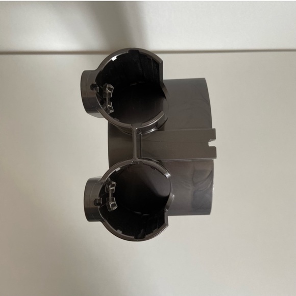 Dyson Charging Station - Picture 15 of 15